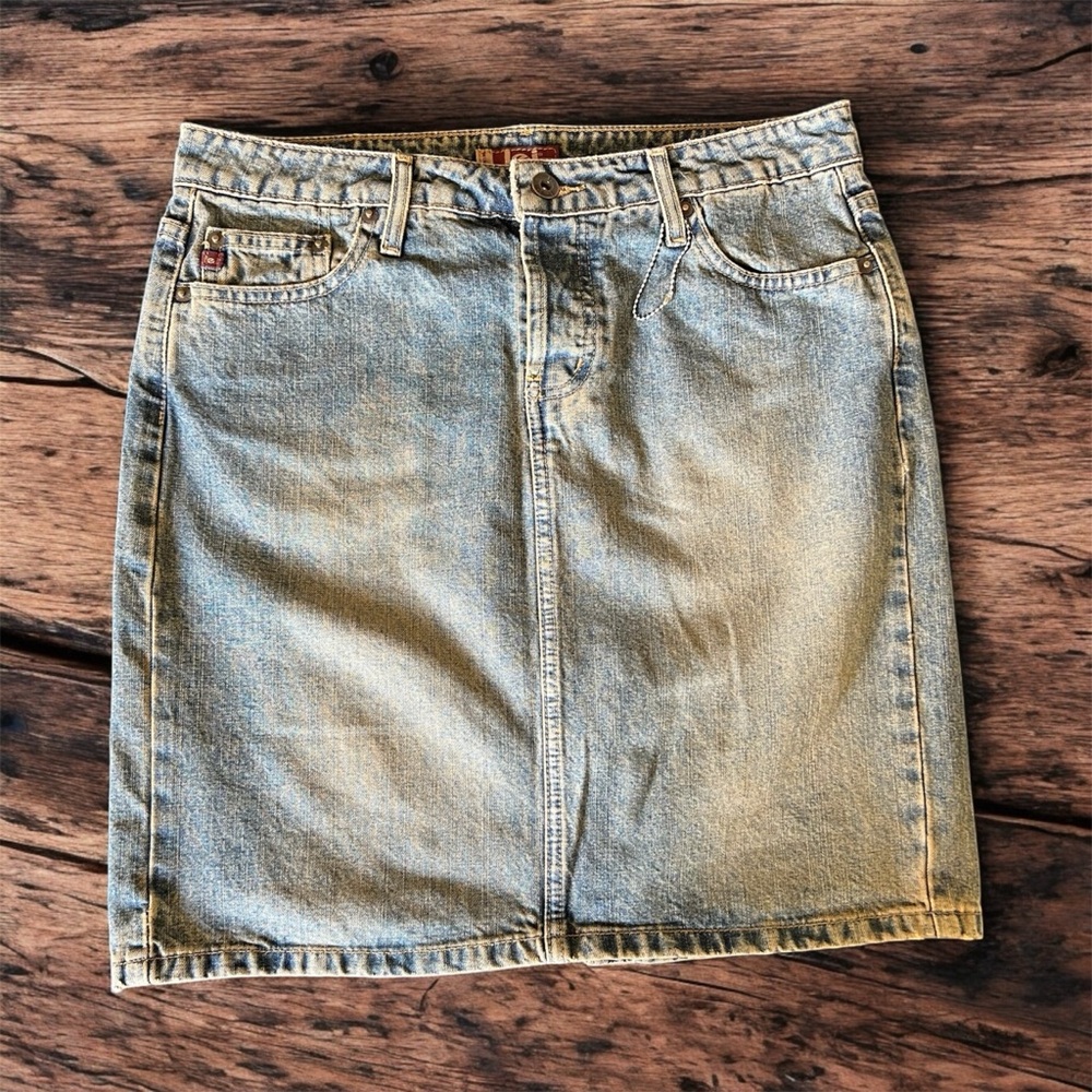 💕Vintage💕 Button Up Denim Skirt